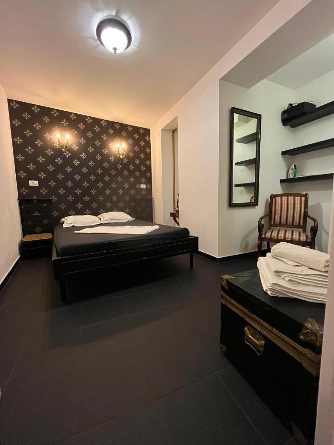 Old Town Napoleon Crib Apartment Букурещ Екстериор снимка