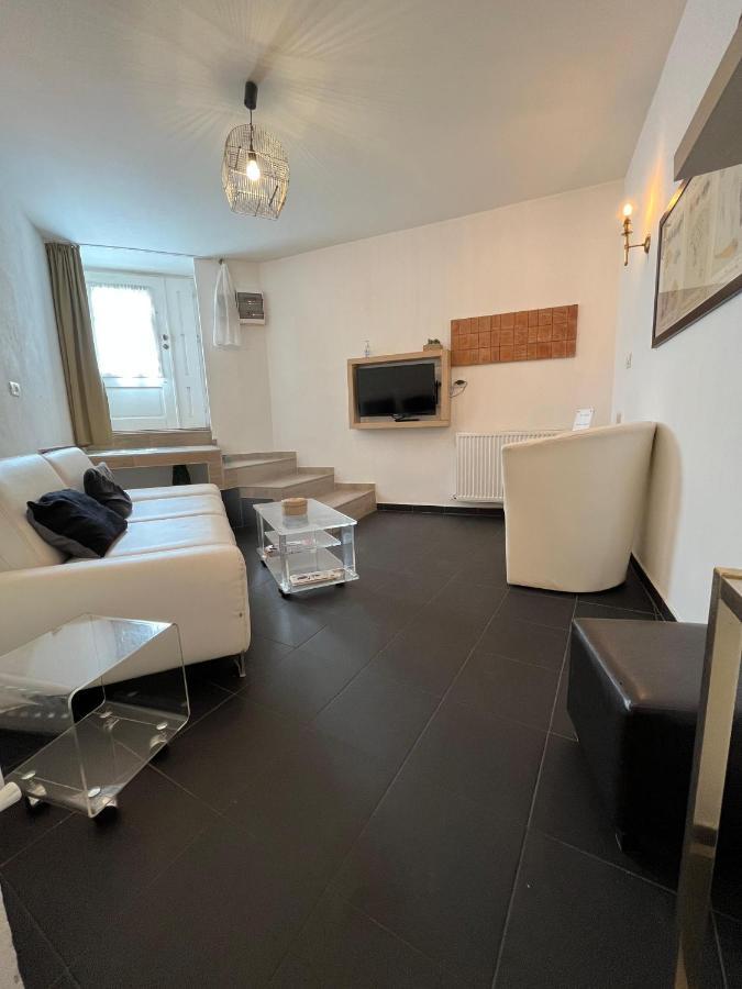Old Town Napoleon Crib Apartment Букурещ Екстериор снимка